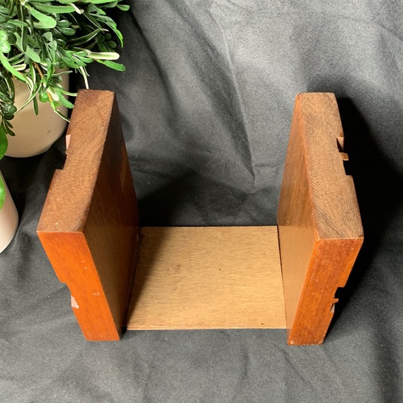 Set of 2 late 1950’s hand made solid wood bookends - Picture 3 of 9